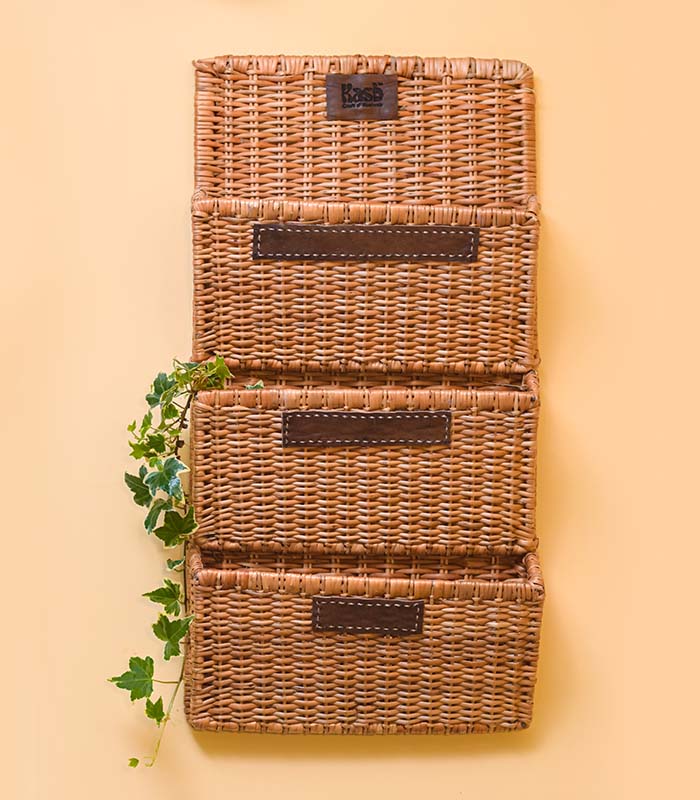 Willow Wicker Wall-Mounted 3-tier Magazine Rack