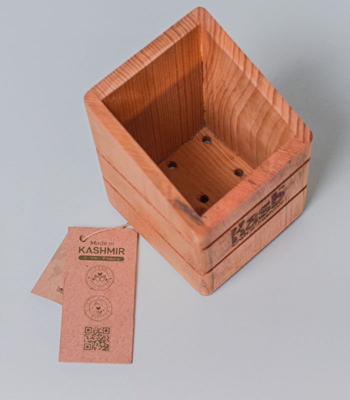 Handmade Deodar Wood Toothbrush and Toothpaste Holder (Waterproof Washroom Accessories Holder) 4