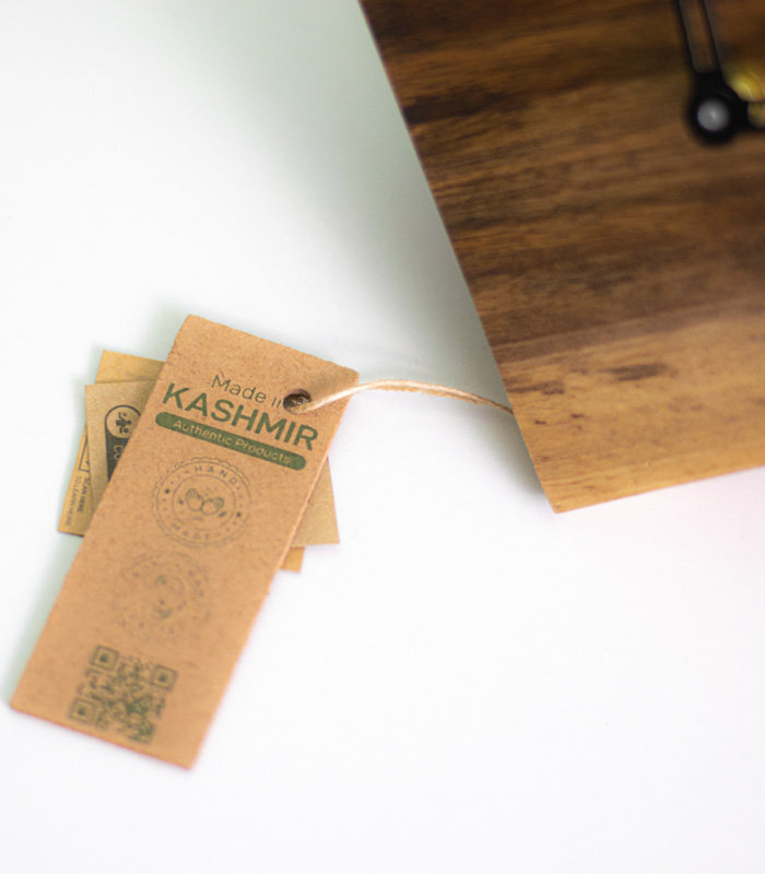 Walnut wood Handmade Unique Table Desk Clock 4