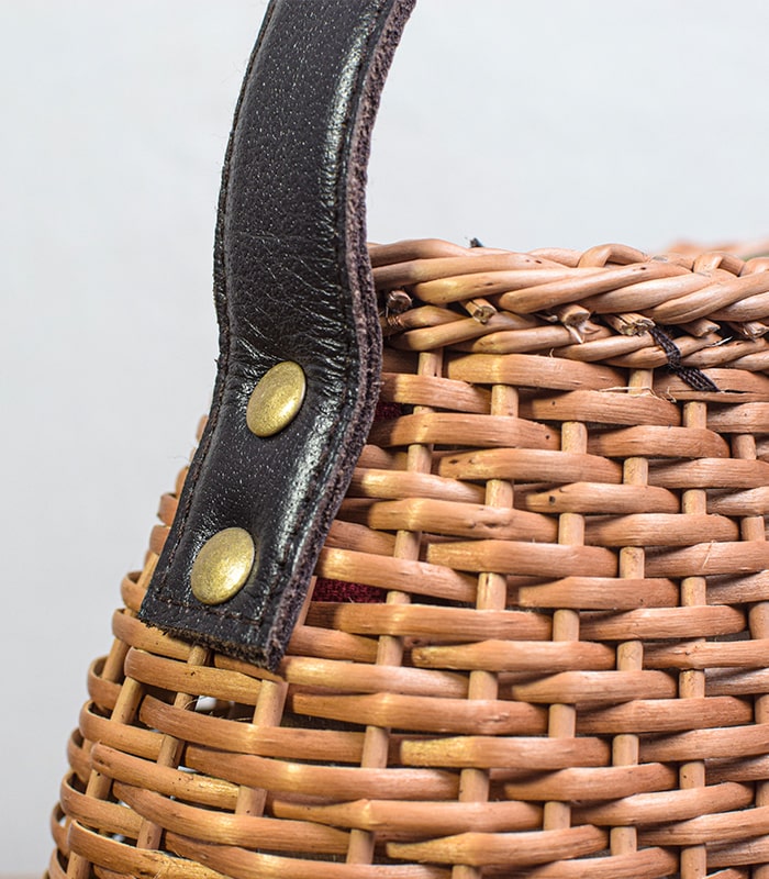 Willow Wicker Handbag - With Leather Strap, Zip, and Lining