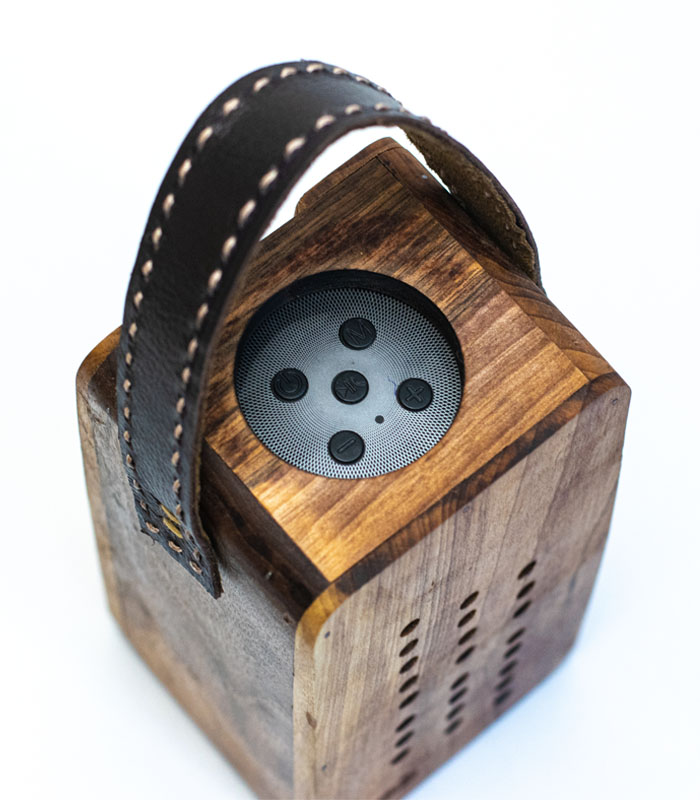 Walnut wood handmade bluetooth speaker box 2