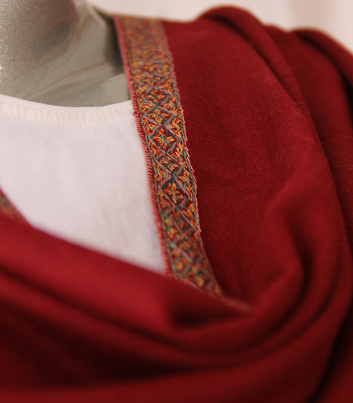 Deep Red Hashidaar Hand Embroidered Authentic Kashmiri Pashmina Shawl