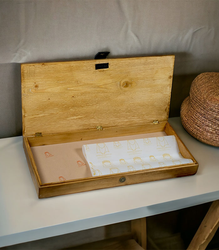 Commercial use boxes-Shawl Gallery Sample