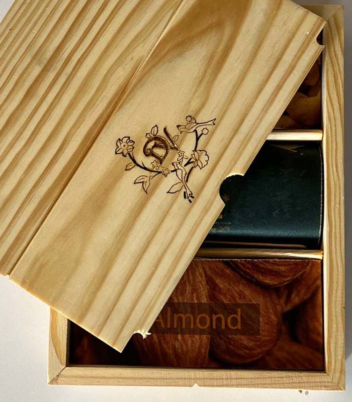 Commercial use boxes-DV Sample